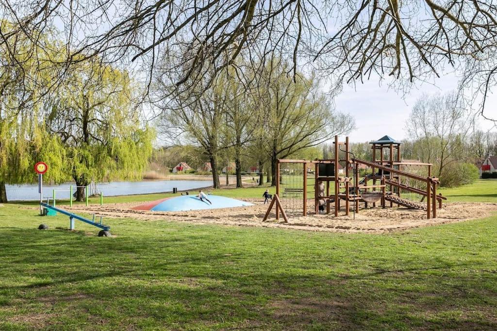 Gezellige Vakantiewoning Aan Het Water In Ewijk - Recreational Only No Workers מראה חיצוני תמונה