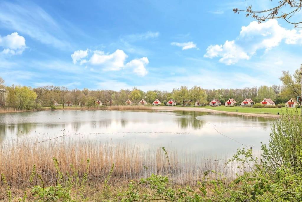 Gezellige Vakantiewoning Aan Het Water In Ewijk - Recreational Only No Workers מראה חיצוני תמונה