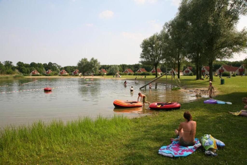 Gezellige Vakantiewoning Aan Het Water In Ewijk - Recreational Only No Workers מראה חיצוני תמונה