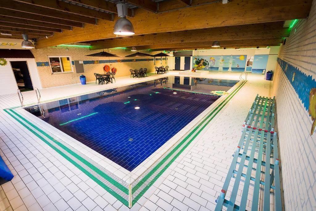 Gezellige Vakantiewoning Aan Het Water In Ewijk - Recreational Only No Workers מראה חיצוני תמונה