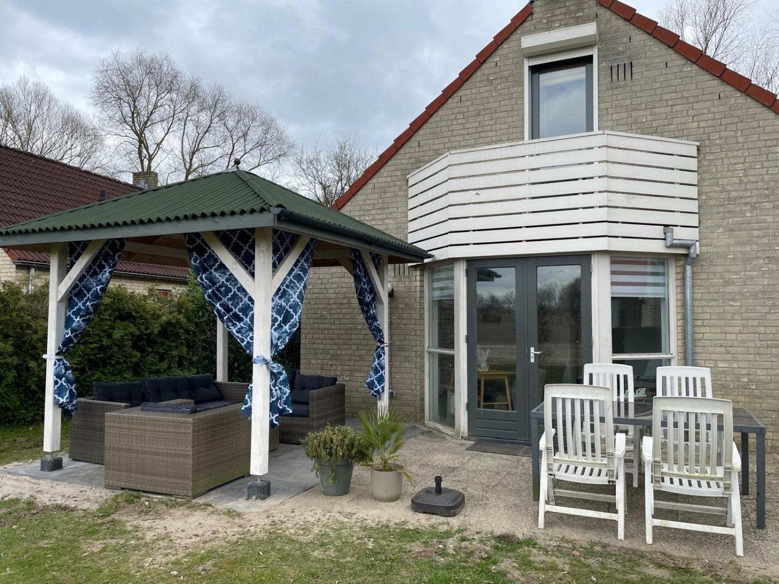 Gezellige Vakantiewoning Aan Het Water In Ewijk - Recreational Only No Workers מראה חיצוני תמונה